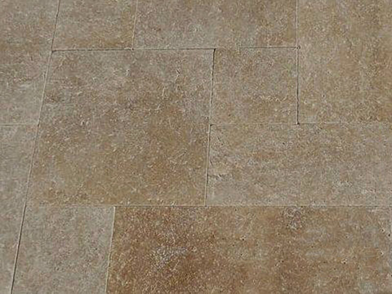 Travertin Noce getrommelt Fliese römischer Verband 1,2 cm braun