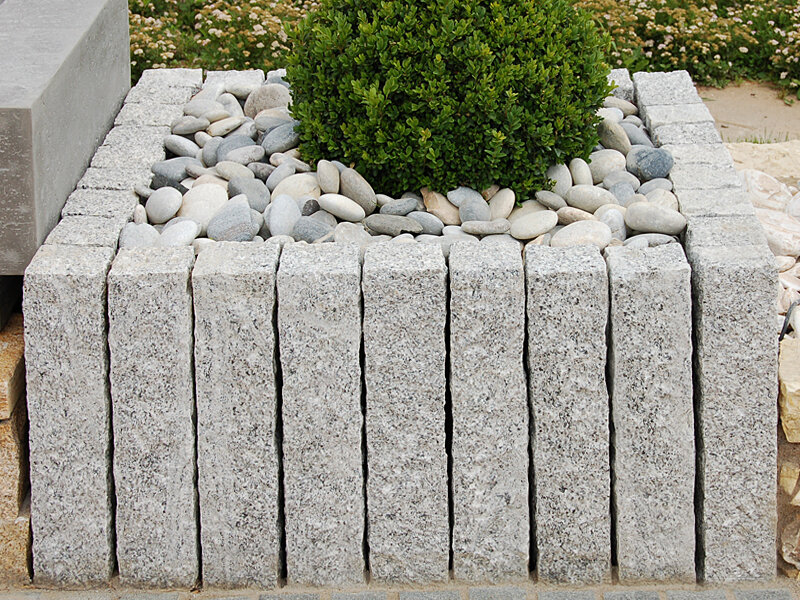 Light Grey Granit G603 gestockt Palisade 12x12x50 cm hellgrau