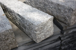 Light Grey Granit G603 gestockt Palisade 12x12x50 cm hellgrau