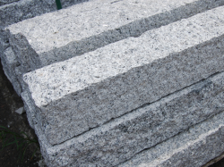 Light Grey Granit G603 gestockt Palisade 12x12x75 cm...