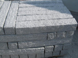 Light Grey Granit G603 gestockt Palisade 12x12x75 cm...