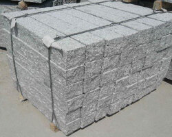 Light Grey Granit G603 gestockt Palisade 12x12x75 cm hellgrau