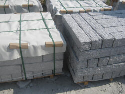 Light Grey Granit G603 gestockt Palisade 12x12x75 cm hellgrau