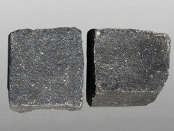 Vietnam Basalt 507 spaltrau 1 Tonne Pflastersteine 15x15x15 cm schwarz