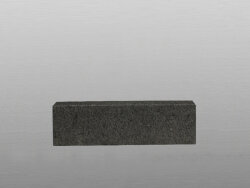 Attika Grey Gabbro geflammt &amp; geb&uuml;rstet Randstein 8x25x50 cm dunkelgrau