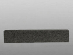 Attika Grey Gabbro geflammt & gebürstet Randstein 8x25x100 cm dunkelgrau