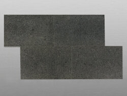 Attika Grey Gabbro geflammt & gebürstet Platte 60x90x3 cm dunkelgrau