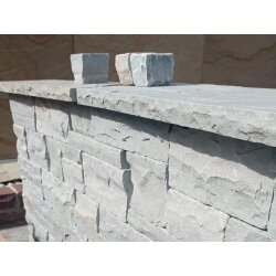 Autumn Grey Sandstein Mauerabdeckung Längsseiten bossiert 30 x 150 x 4 cm grau
