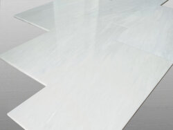 Isparta White Marble poliert weisser Marmor Fliese 30,5x61x1cm wei&szlig;