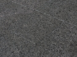 Attika Grey Gabbro geflammt & gebürstet 20x20x3...